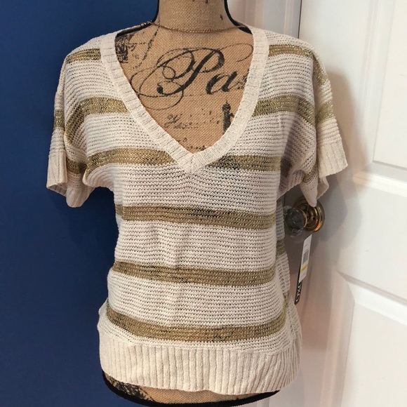 Gold and Off white shirt sleeve sweater - Picture 1 of 3